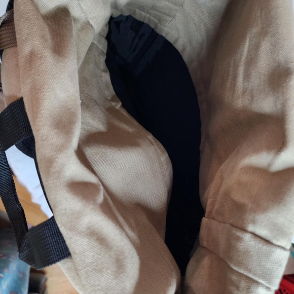 Attack on Titan laptop backpack - Picture 12 of 13